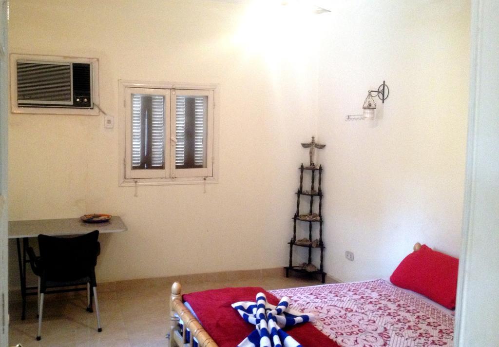 Pyramids Loft Homestay Kafret el-Gabal الغرفة الصورة